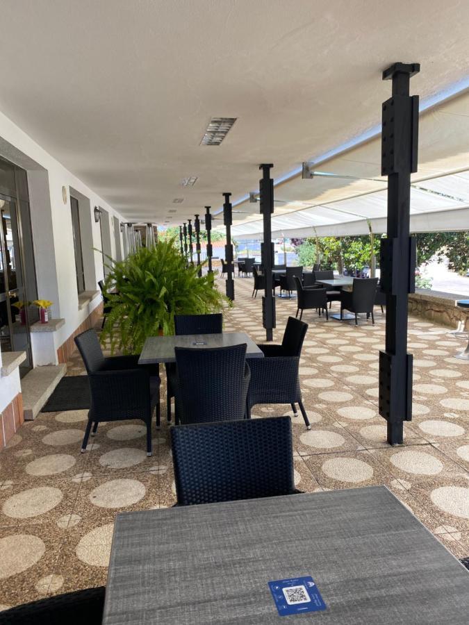 Hotel Las Cigueenas Trujillo Kültér fotó