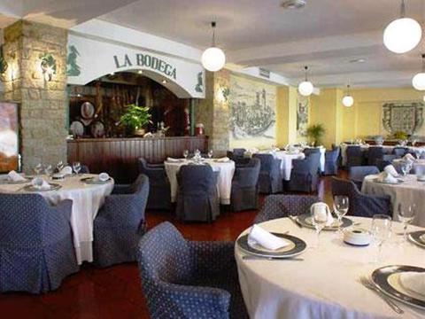Hotel Las Cigueenas Trujillo Étterem fotó