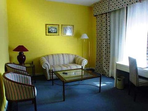 Hotel Las Cigueenas Trujillo Szoba fotó